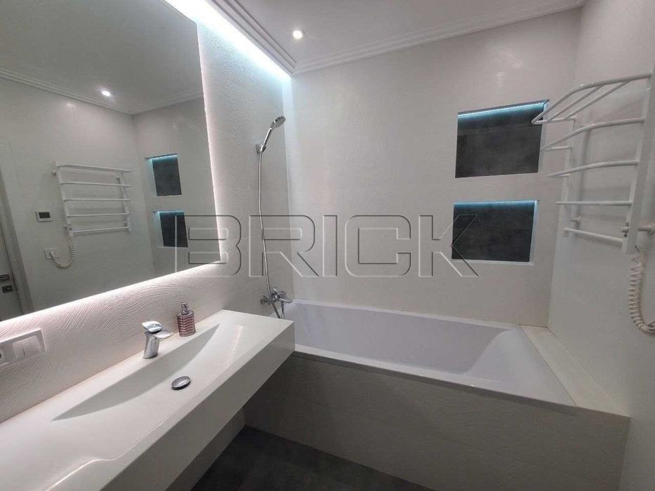 Продаж‼️ЖК 4 сезони‼️Михайла Максимовича 3‼️Квартира 111 м2