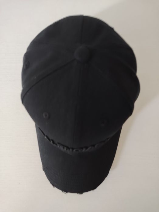 Sprzedam czapkę z daszkiem Balenciaga