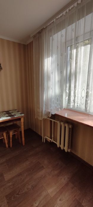 Здам 1 кВ на Грушевського