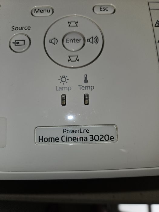 Projetor Epson 3020e - pouca utilização
