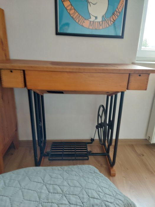 Szafka z maszyną Łucznik