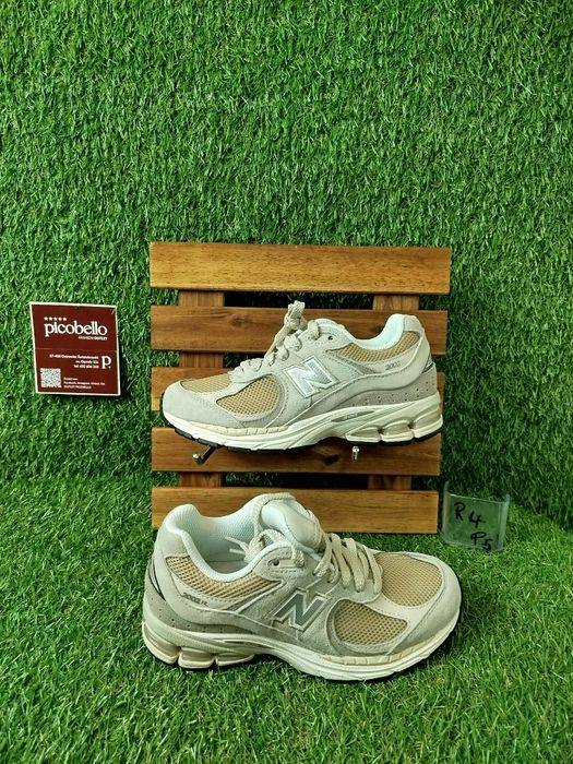 Buty New Balance 2002R
