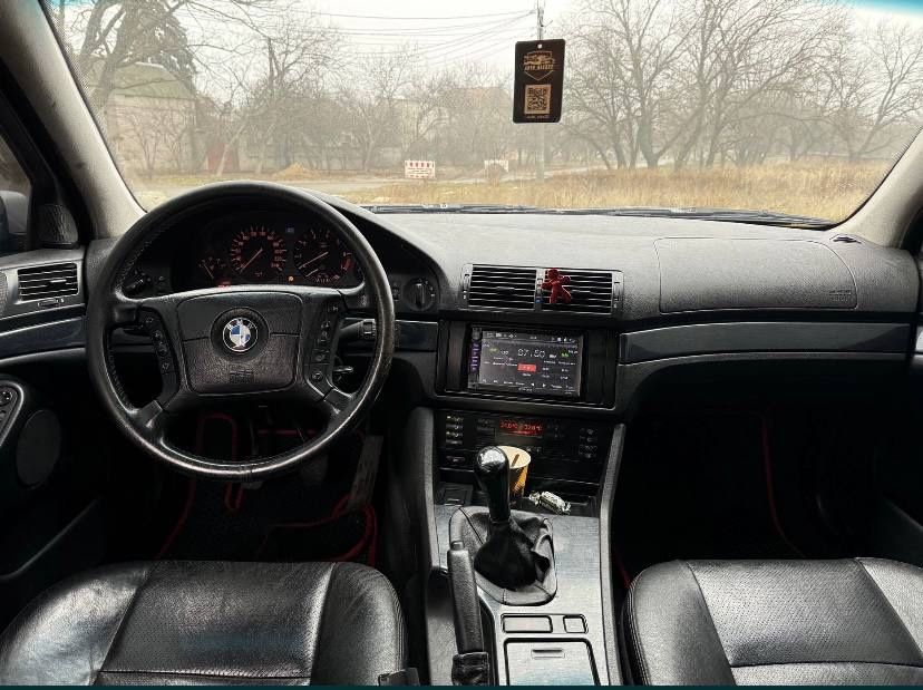 Продаю BMW E39 м52в25