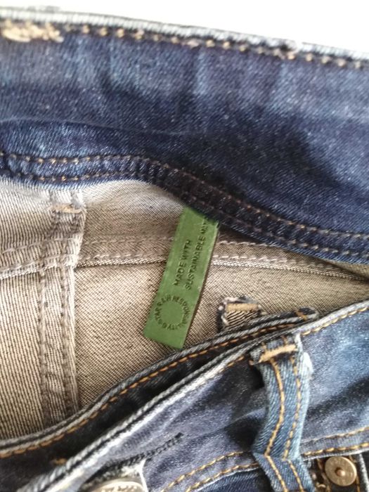 G-STAR RAW. Markowe spodnie jeansowe.