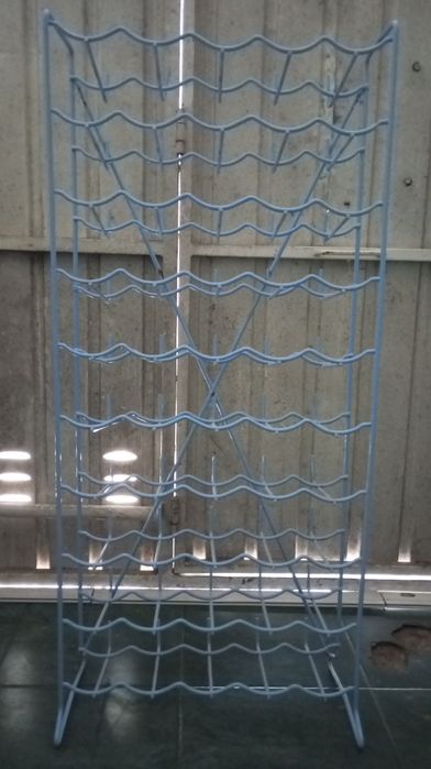 Garrafeira para 50 garrafas