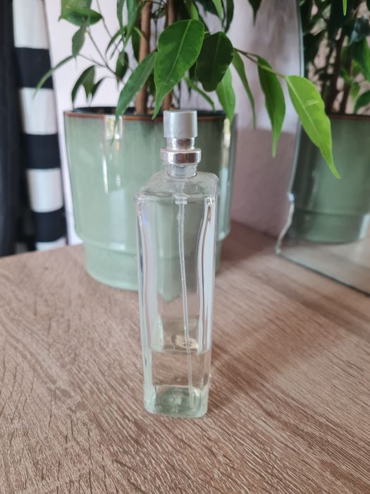 Rare Pearl avon / perfumowany spray do ciała 75ml