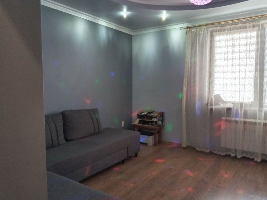 Продам новий будинок в хорошому стані