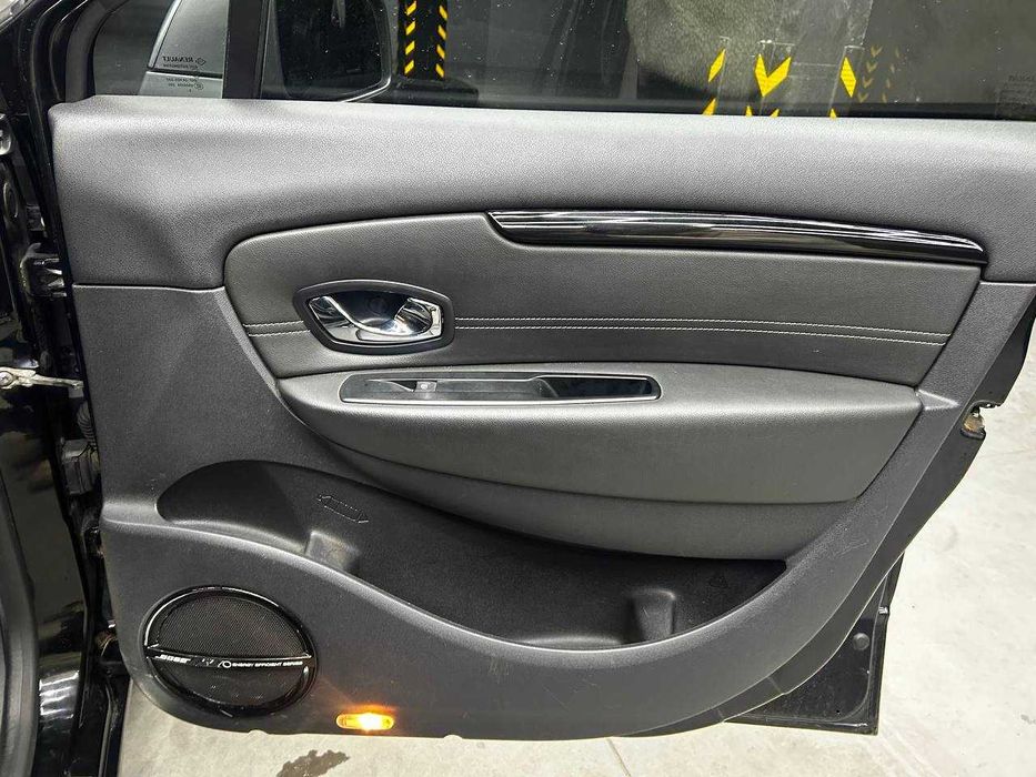 Renault Megane Scenic 2013