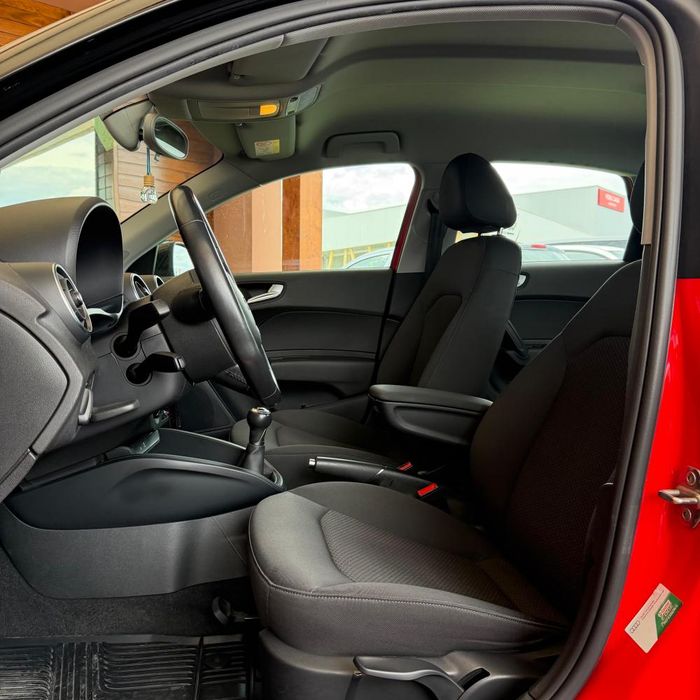 Audi A1 Sportback 25 TFSI S line