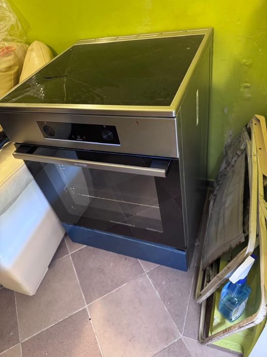Kuchenka indukcyjna Gorenje z piekarnikiem