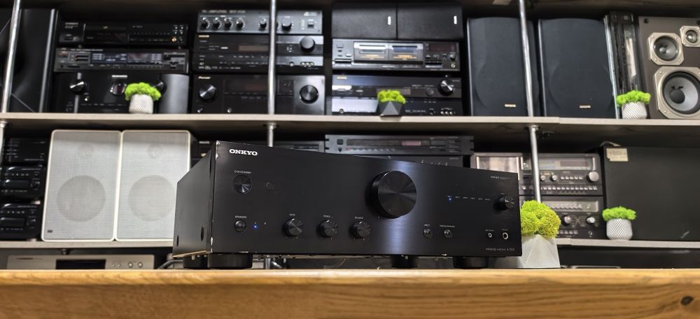 Підсилювач Onkyo A-9030/4Ω