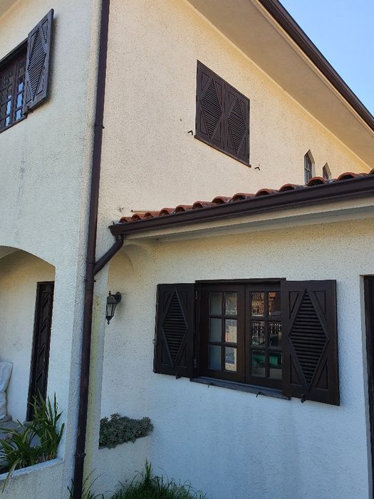 Portas e janelas para venda