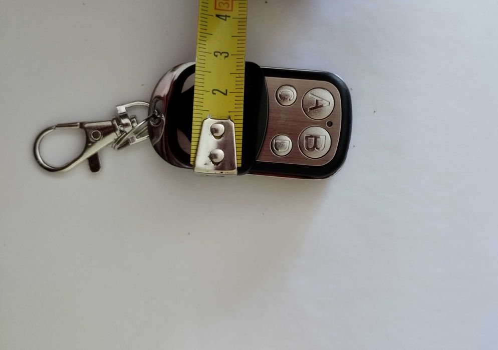 Remote Control with Battery Included64729938534274124