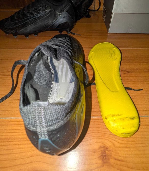 Chuteiras Nike Air Zoom Mercurial Vapor 16 Elite AG-Pro nº40 como novas