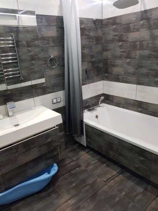 Продаж 2 кім квартири 71 м2 Євроремонт Індив опал Новобуд р-н Поділ №11106