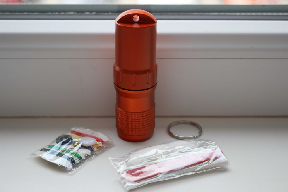 EDC Капсула для виживання. Таблетниця. герметичний контейнер