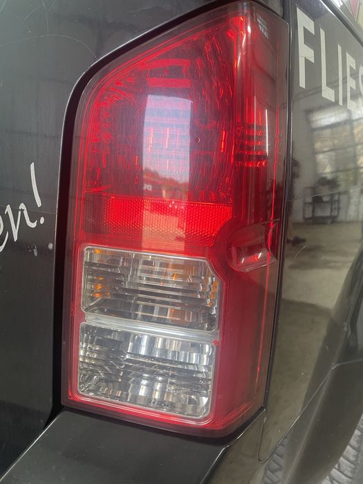 Стоп Задний фонарь Nissan Pathfinder R51 Задня фара Задні стопи