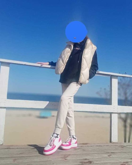 Спортивні штани бежеві