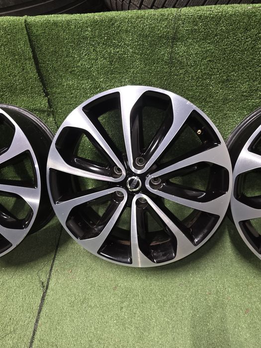 Sprzedam Alufelgi Orginalne NISSAN  5X114.3 18