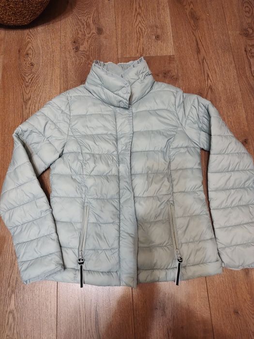 Куртка жіноча міжсезоння