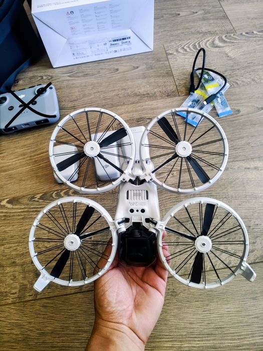 Dron dji Flip kamera 4K GPS czujniki , fly more 3 baterie