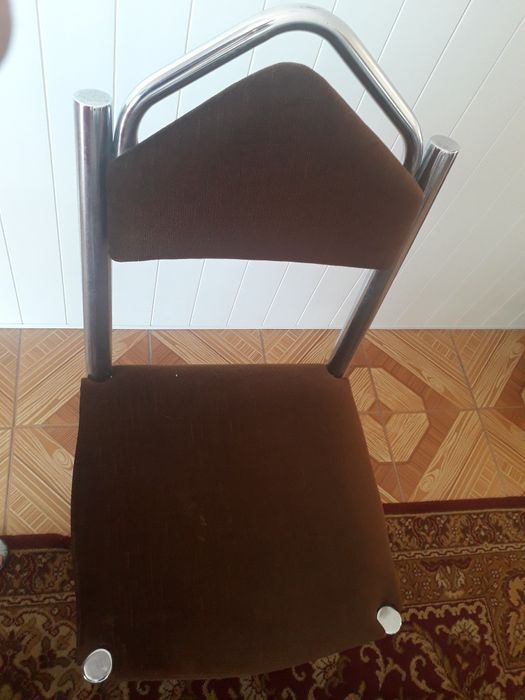 Mesa de sala com 6 cadeiras