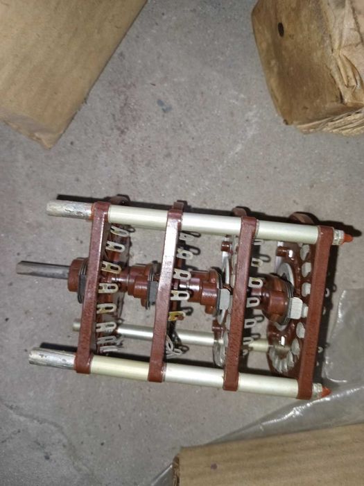 Выключатели, переключатели разные