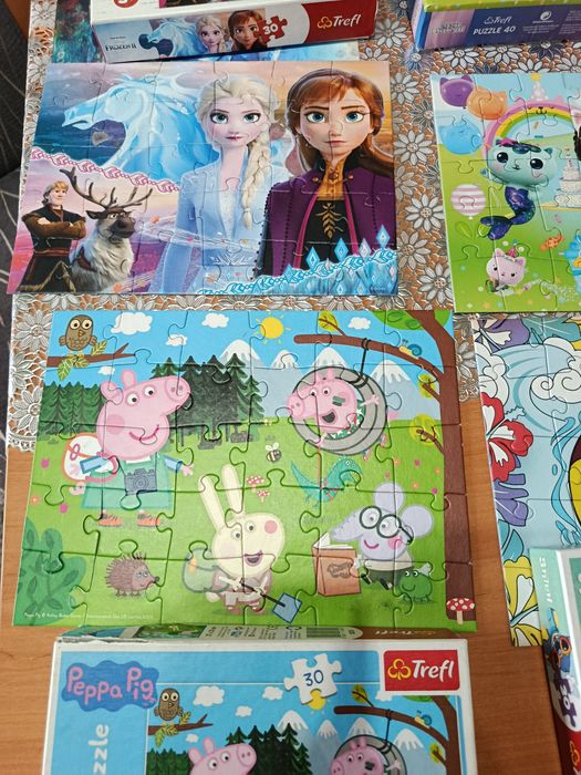 Zestaw puzzli 10szt. Peppa, koci domek, kraina lodu, stitch 3+