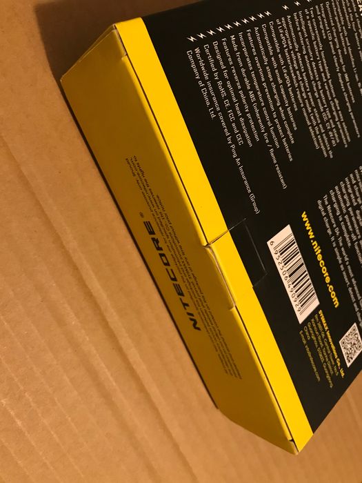 Ładowarka Nitecore Digi Charger D4