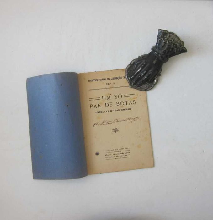 TEATRO - "Biblioteca Teatral das Agremiações Católicas"