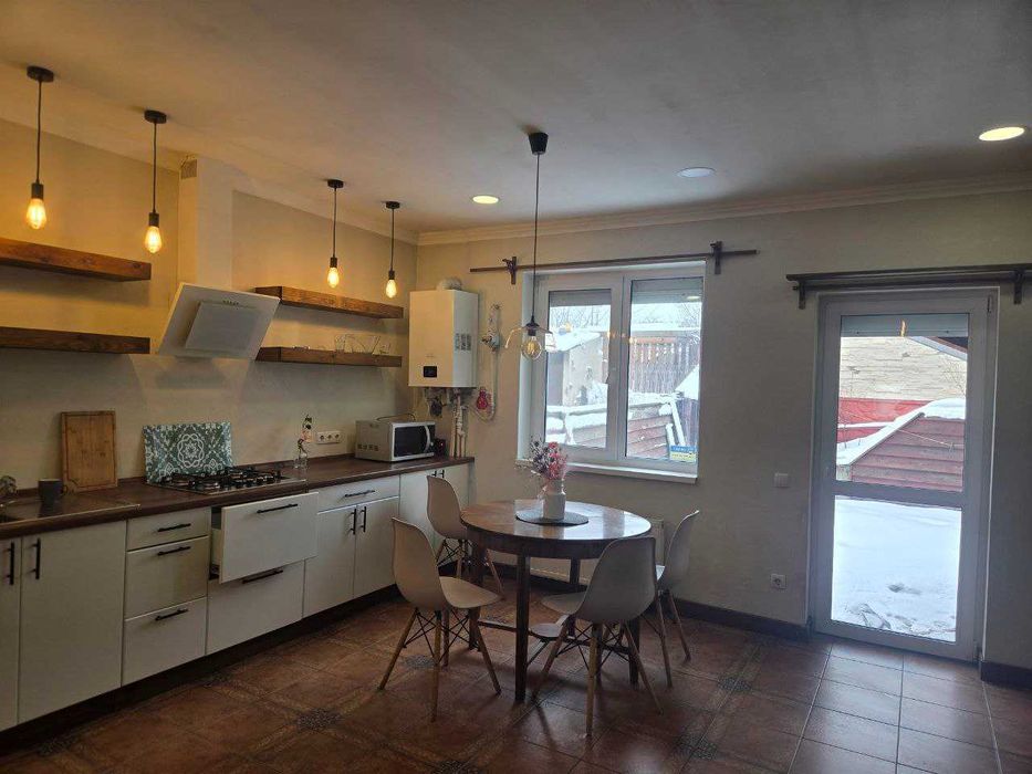 Оренда Таунхауса поруч з парком Письменників та набережною в Ірпені