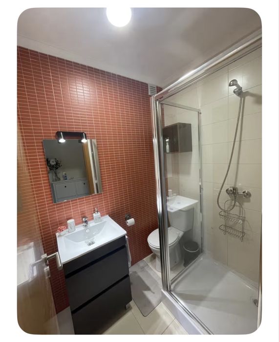 Apartamento T4 em Alenquer com elevador e garagem