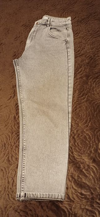 Jeansy Mom Bershka rozm. 38