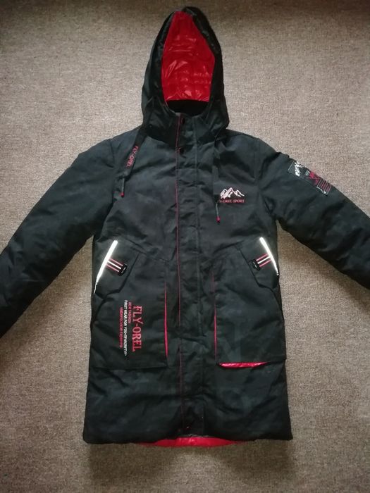 Продам зимову /зимнюю курточку на хлопця р. 158-164