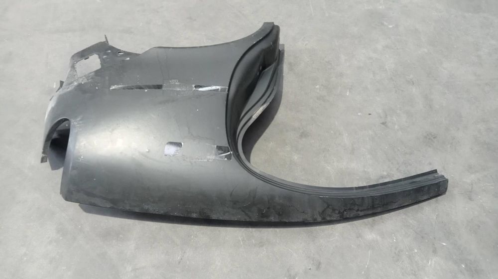GUARDA-LAMAS TRASEIRA SEAT LEON 2001