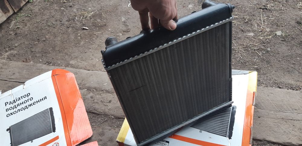 Радіатор охолодження ВАЗ 1111  Ока    Дорожня Карта