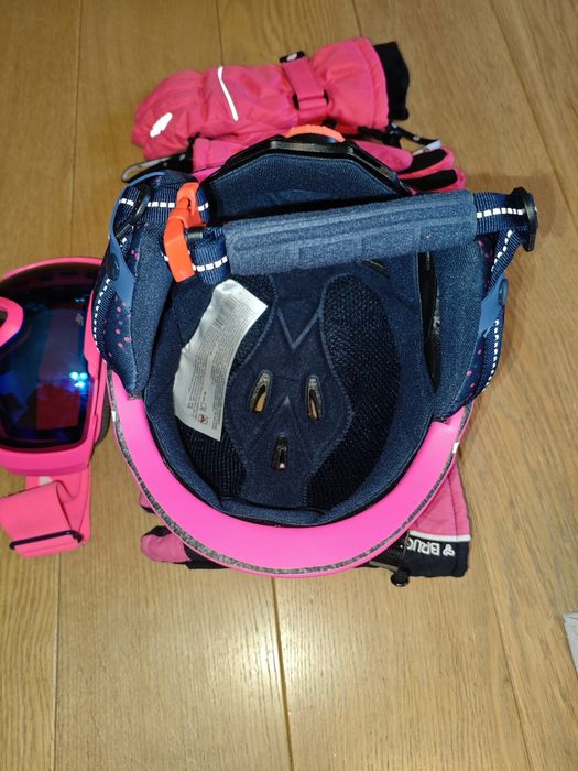 Kask narciarski + gogle + rękawiczki