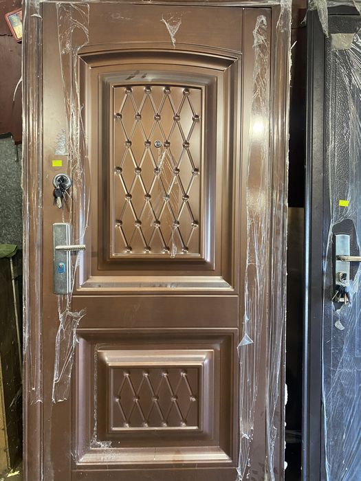 Вхідні двери б/у та нові