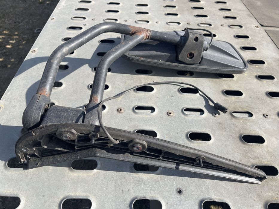 Lusterko prawe nissan cabstar renault maxity