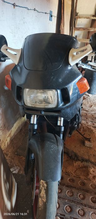 Продам Хонду CBR 1000F