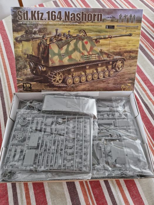 Sd. Kfz. 164 Nashorn 1/3564298032360962121