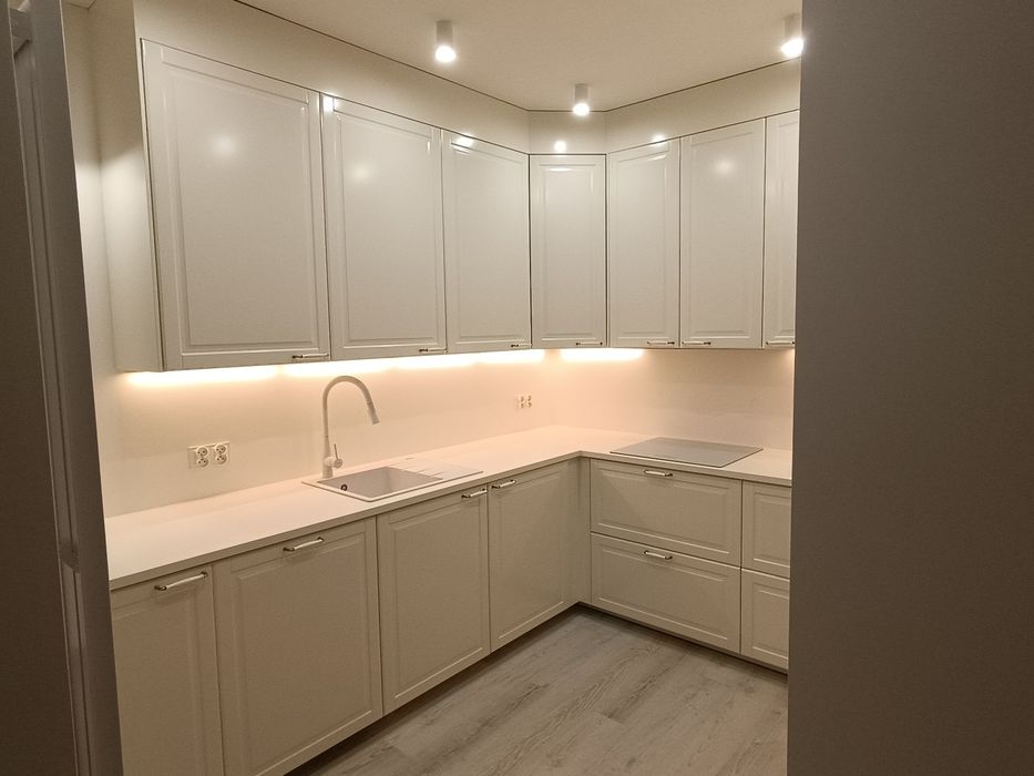 Profesjonalny Montaż kuchni, składanie mebli kuchennych Ikea, Agata, C