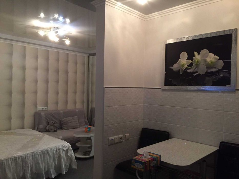 Почасово, неделю или месяц - начало Троещины с газом на 2 этаже