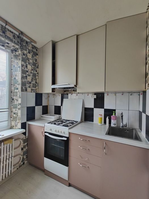 Сдам 1 комнатная квартира Залютино.Рынок. Капремонт.