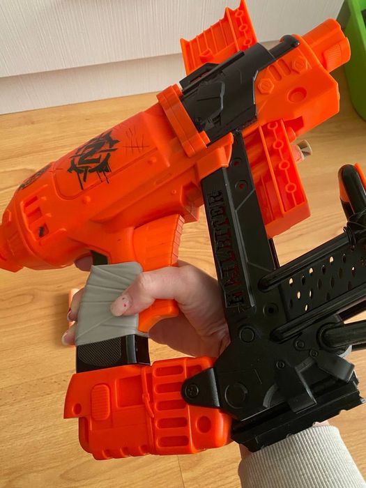 Бластери Nerf Zombie, Dinobots, патрони, ремені, мішені