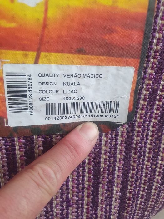 Vendo carpete como nova