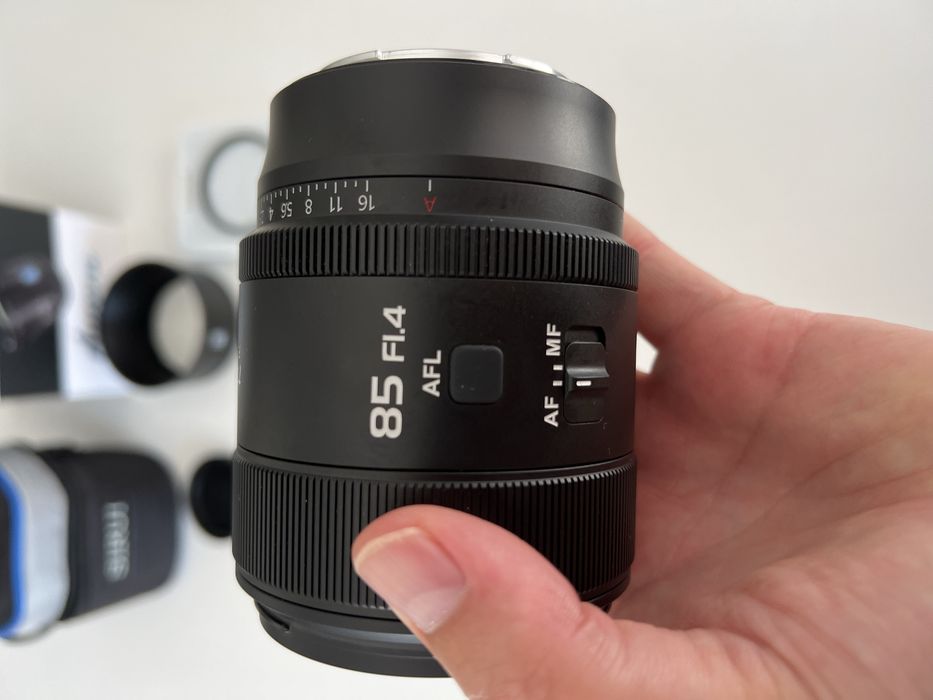 Objectiva Sirui Aurora 85mm 1.4 Z
