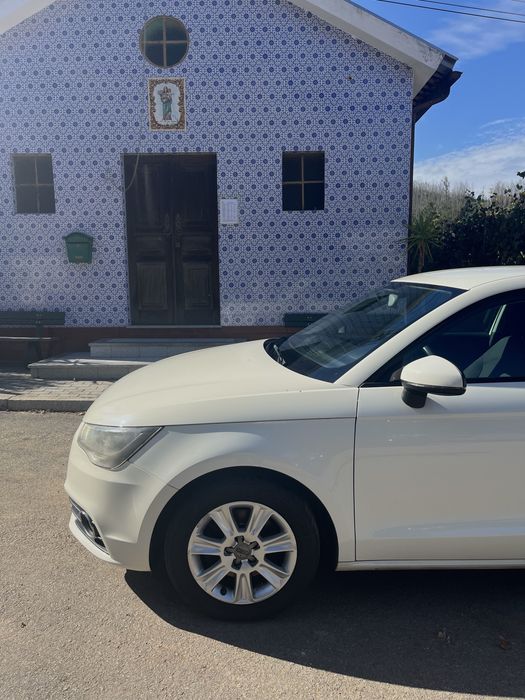 AUDI A1 1.6 TDI — photo 3