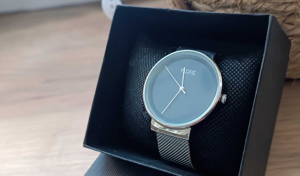 Zegarek damski PACIFIC z regulowaną bransoletą