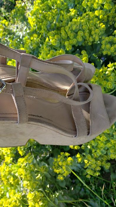 Buty na koturnie 11 cm